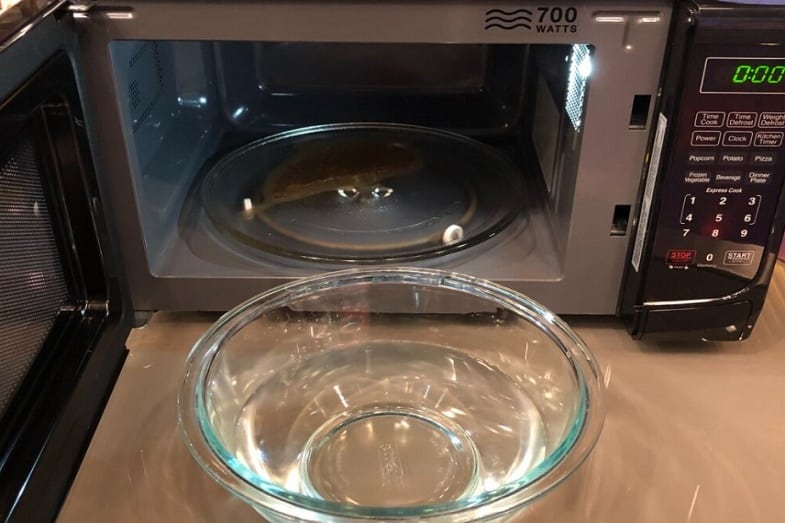 how long to boil water in a microwave
