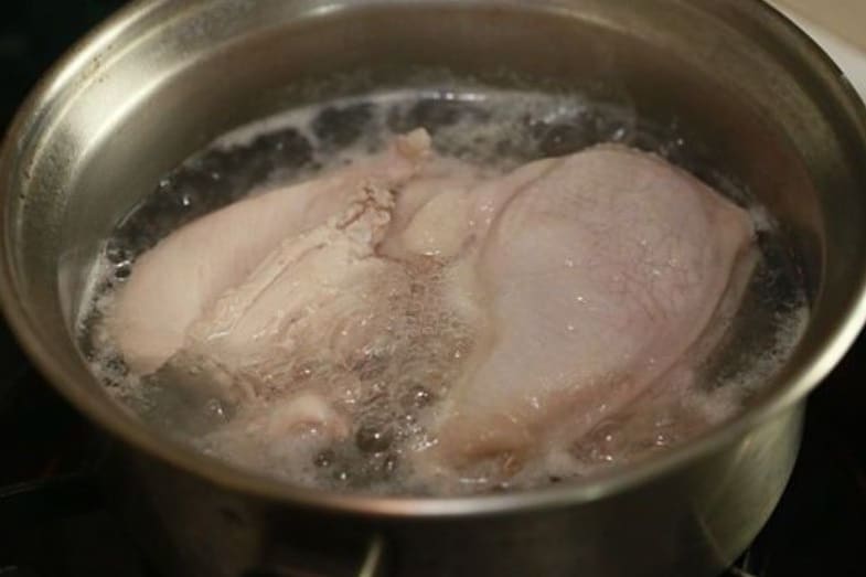 How Long to Boil Frozen Chicken Breast, Thighs, Legs?