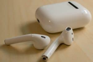 Read more about the article How Long Do AirPods Take to Charge?