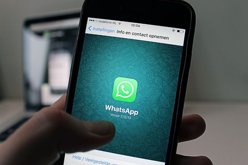 does WhatsApp use data