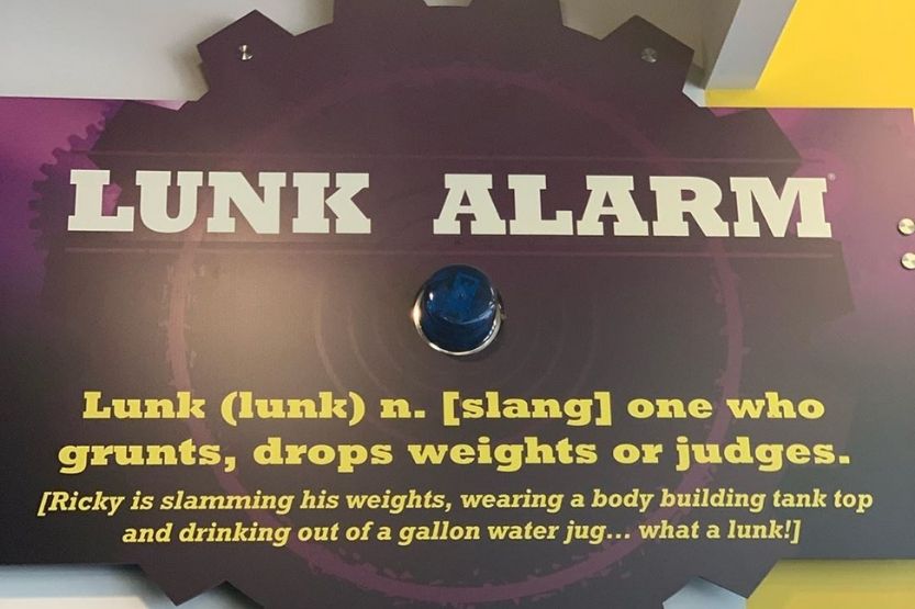 Planet Fitness Lunk Alarm What Is It And Why Is It Used - Howchimp