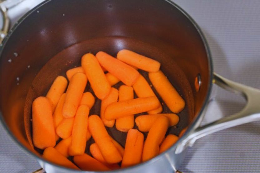 how long to cook steamed baby carrots